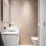 Apartment Fresh Renovated 2 Bed In Location Rdr236