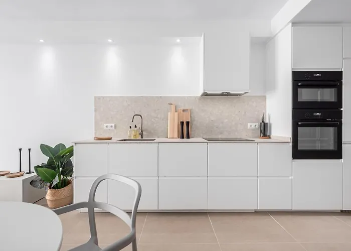 公寓 Fresh Renovated 2 Bed In Location Rdr236