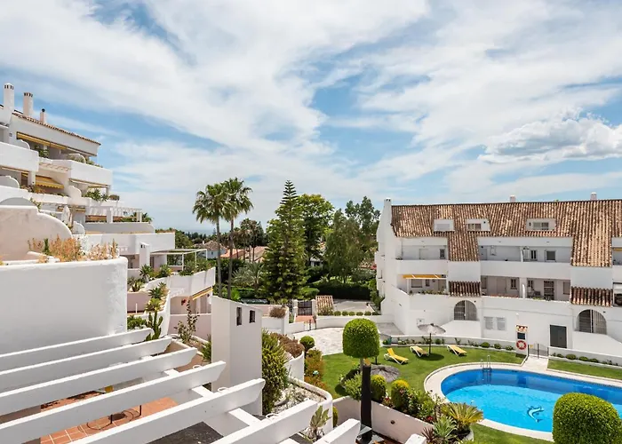 Fresh Renovated 2 Bed In Location Rdr236 *