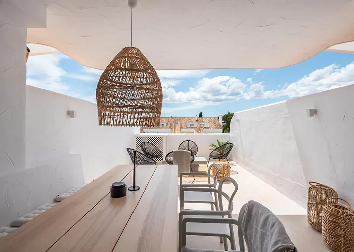 Fresh Renovated 2 Bed In Location Rdr236 アパート マルベーリャ